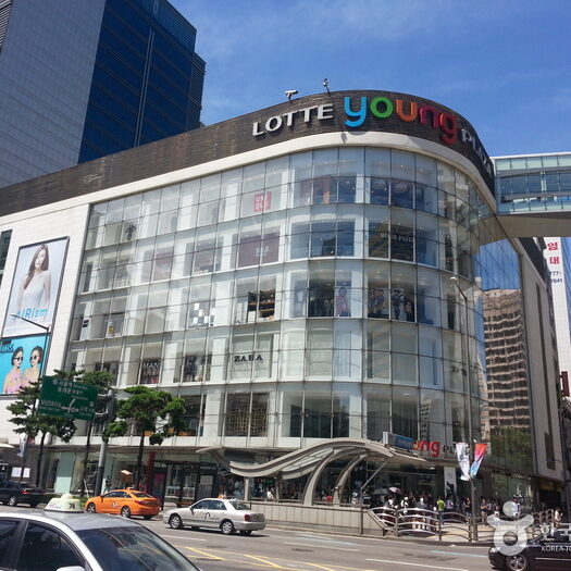 Lotte Young is attached to Lotte Department store. This is NOT where the Baby Lounge or Sky Garden.