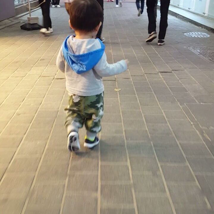 Keeping up with Baby Z in Myeong-dong