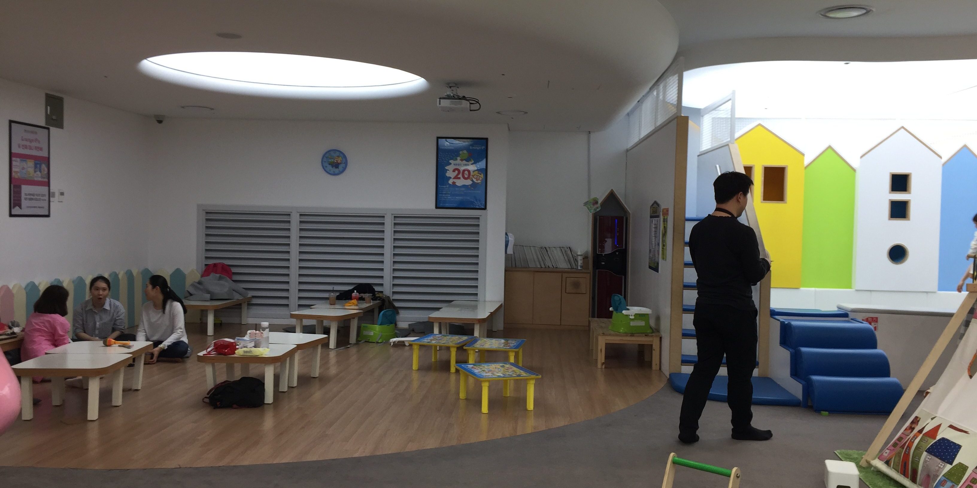 Best kids cafe Seoul Pororo Coex Best kids cafe Seoul Pororo Coex