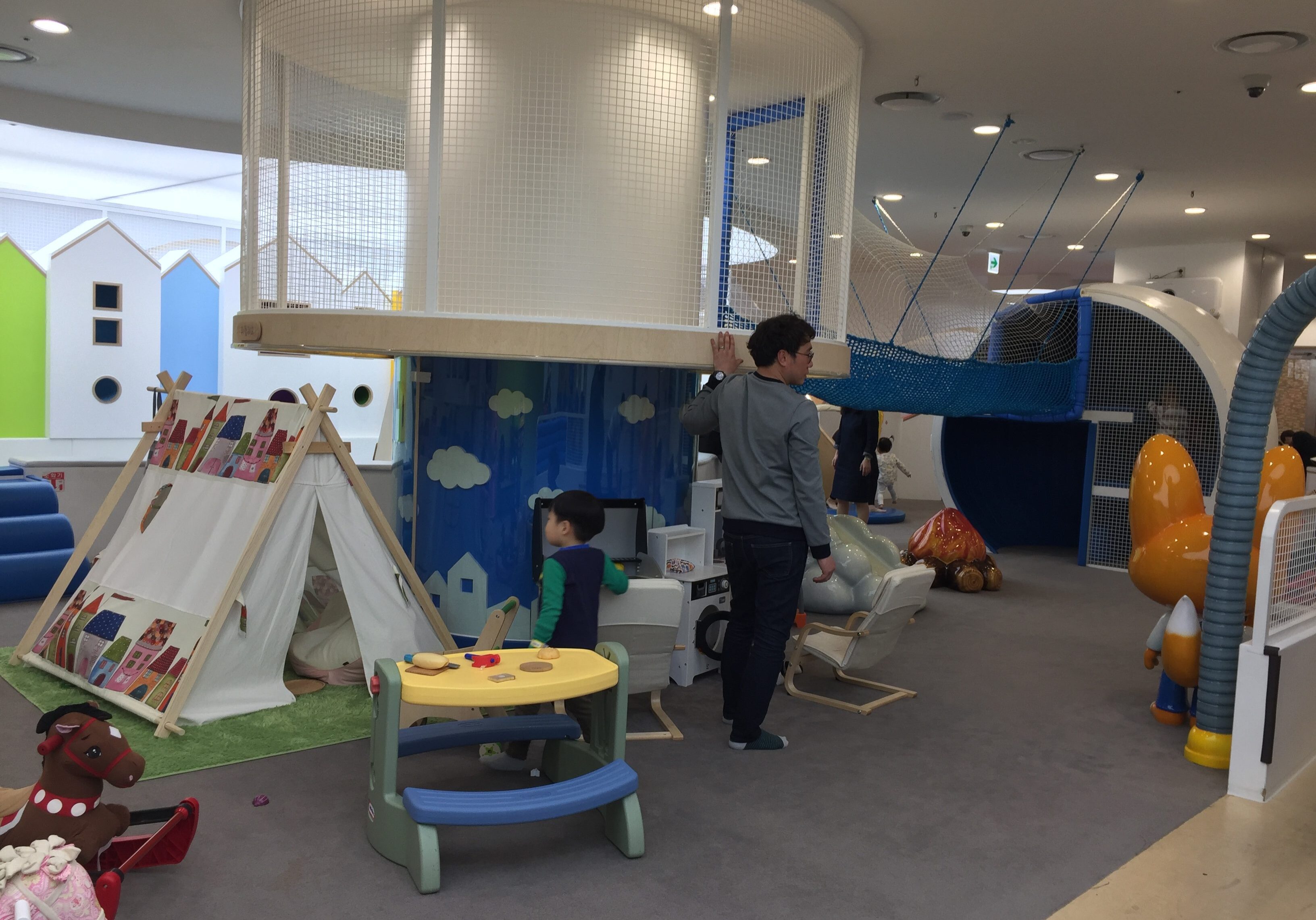Pororo lounge kids cafe Seoul Pororo lounge kids cafe Seoul